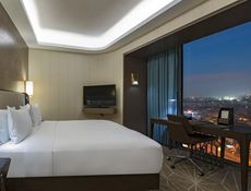 Deluxe King Yataklı Oda