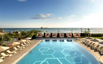 Crowne Plaza İstanbul Florya · 3
