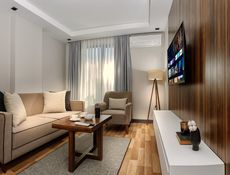 Deluxe Superior Suite