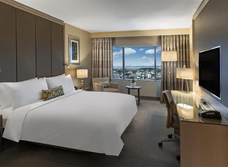 turkiye/istanbul/bakirkoy/renaissance-polat-istanbul-hotel-2751-d19f385b.png