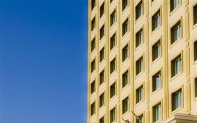 WOW Airport Hotel · 4