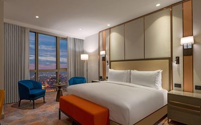 Hilton Mall Of İstanbul · 4