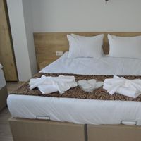 Loren Hotel & Suites