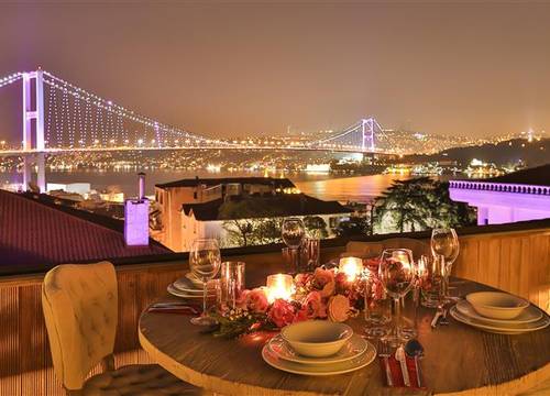 turkiye/istanbul/besiktas/malta-bosphorus-ortakoy-132232374.jpg