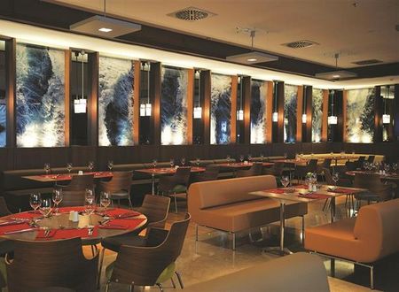 turkiye/istanbul/besiktas/point-hotel-barbaros-2163-1671980871.png