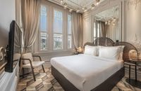 Deluxe Bosphorus Suite - Partial Bosphorus View