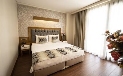 Eliza Hotel · 2