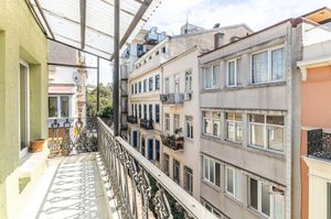 turkiye/istanbul/beyoglu/7c9adac9d4360772be1129bb5fee1d53d5fb0004f3748d3490805e0aaafc14fc412d8048c134c1311029b651971c2769eee7052f0866dd99975a1525b594fcdbff1babd03a6b4c5abb5dc3910b87f129.jpg