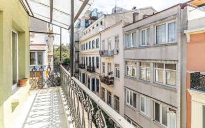 Eiffel | Beyoglu · 2