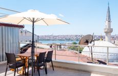 turkiye/istanbul/beyoglu/830a30ef63e84eae289b0ac0942bac8bac97c5cc3659dcd037f991b9dc0193c067a523eedf8bfad314b799b305fb5047c2c65de120b4854e3259b7b7cf2bb1ee516e554cceca4ba183e93e7bf9a9277f.jpg