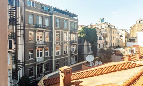 turkiye/istanbul/beyoglu/838e1b07f5811fe310d4e829e12ce02c1f7f67ee89bd82cb23c4a66fdde7a73fd45331323ffc3fc2a30b22c7cff09b99780da57ad9eeeb1c918116dae8a3f4263290f5537c9d49d88faea42ade90bee7.jpg