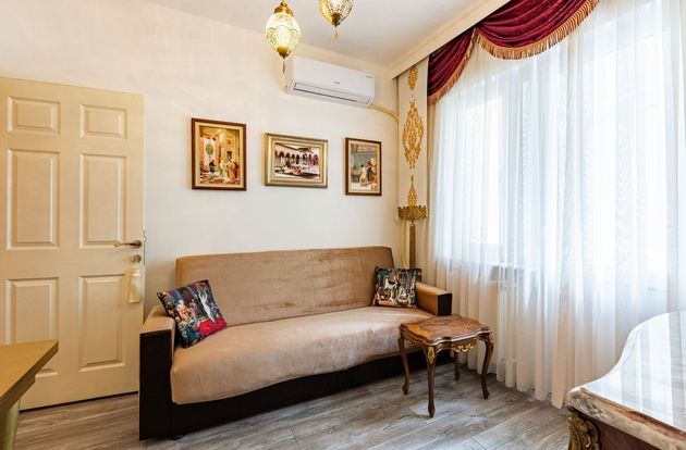 turkiye/istanbul/beyoglu/9d5ce20ce6e110fed5a8cf9439a5e26f1c41422ee7f38bb8532b5fca4429d265b3790dbf588083e55d3fed00ccfd34f8013dfb7f600dc0946fd4c0695aefc602058073bcd3e744688757e4aa78ed31f5.jpg