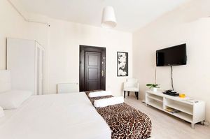turkiye/istanbul/beyoglu/adonis-house-taksim-670132.jpg