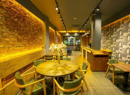 turkiye/istanbul/beyoglu/alemeyn-the-taksim-leons-hotel-spa-cafe_1b3e8a72.jpg