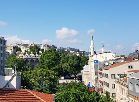 turkiye/istanbul/beyoglu/casa-rosa-suits_4c752c7d.jpg