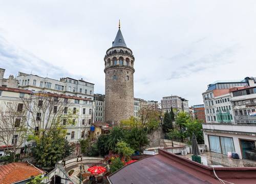 turkiye/istanbul/beyoglu/edce1ed9016645b2fee78d9a4210b98f302ec34e2f21fb9863255ed8e80355c40d5990d7abb0258b1b920256f1a48eab1f7644b5cc101b95165c17d2b86f45206482e7cfb774425b9e1a0984bea3a480.jpg