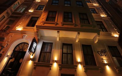 Ferman Pera Hotel · 3