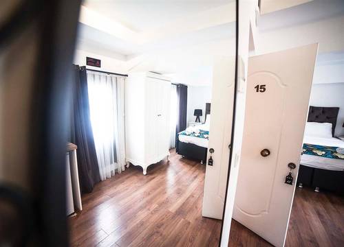 turkiye/istanbul/beyoglu/galata-cicek-suites-7f601d53.jpg