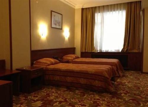 turkiye/istanbul/beyoglu/hotel-monopol-465954681.png