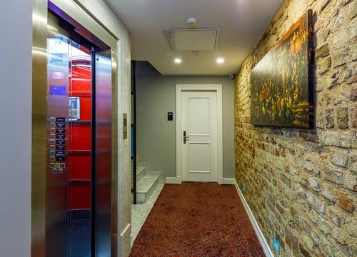 turkiye/istanbul/beyoglu/la-porte-de-taksim_c50e1b62.jpg