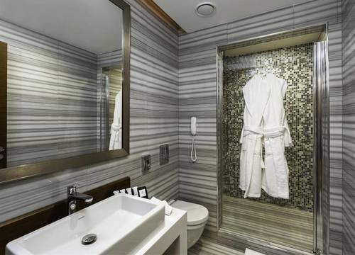 turkiye/istanbul/beyoglu/manesol-boutique-galata-6410-5c186029.png