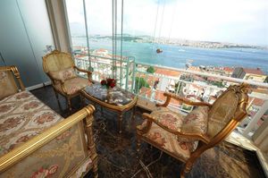turkiye/istanbul/beyoglu/maroon-bosphorus-dcb43226.png