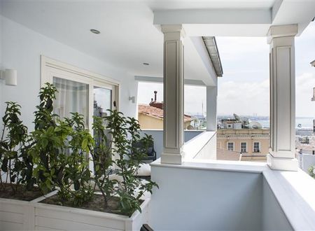 turkiye/istanbul/beyoglu/stories-hotel-kumbaraci-163190995.JPG
