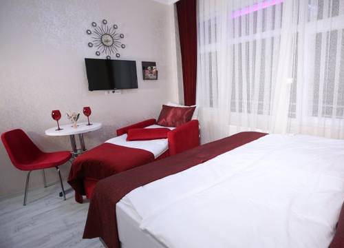 turkiye/istanbul/beyoglu/taksim-brand-suite-1710506.jpg