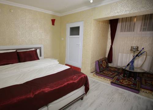 turkiye/istanbul/beyoglu/taksim-brand-suite-1710943.jpg