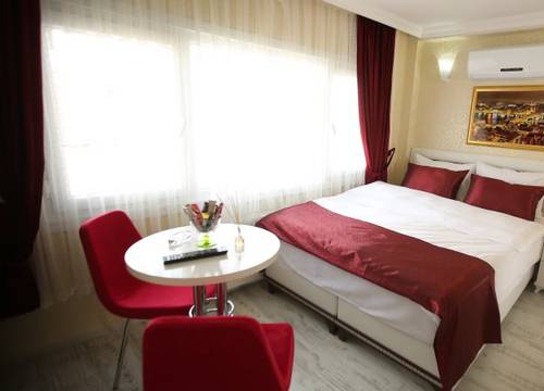 turkiye/istanbul/beyoglu/taksim-brand-suite-1711208.jpg
