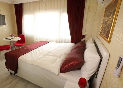 turkiye/istanbul/beyoglu/taksim-brand-suite-1711254.jpg