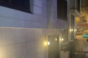 turkiye/istanbul/beyoglu/taksim-moon-suit_cd17ef92.jpg