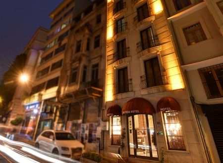turkiye/istanbul/beyoglu/the-pera-hotel-edd21429.jpg