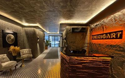 Weingart Istanbul · 3