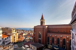 turkiye/istanbul/beyoglu/west-palace_220c1d4c.jpg