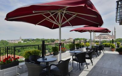 Agora Life Hotel · 3