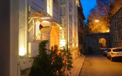 Miss Royal Hotel · 4
