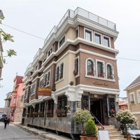 Almina Hotel