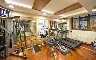 Glk Premier Acropol Suites & Spa · 5