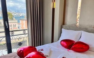 Cetin Port Hotel · 4
