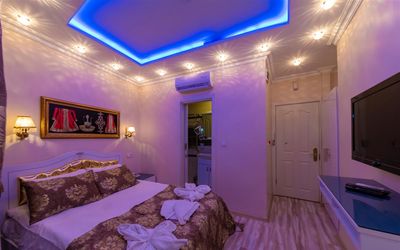 Charm Hotel İstanbul · 4