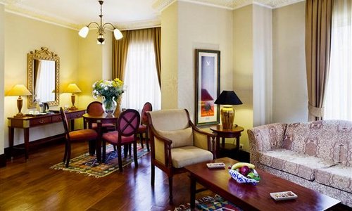 turkiye/istanbul/fatih/eresin-crown-hotel-553460556.png