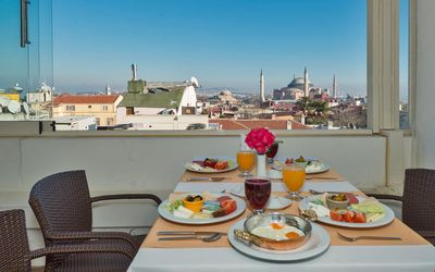 Great Fortune Hotel&Spa · 3