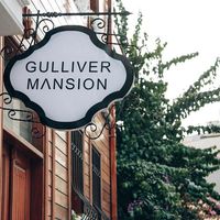 Gulliver Mansion Hotel