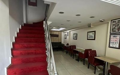 Gur Hotel · 3