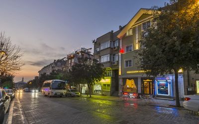 İstanbul Holiday Hotel · 3