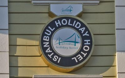 İstanbul Holiday Hotel · 4