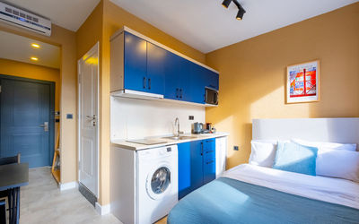 K-K Suites & Apartments · 2