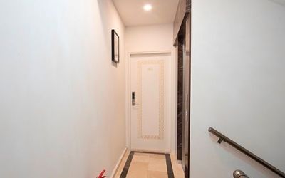 Lika Hotel · 4