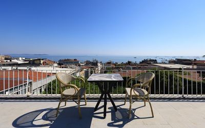 New House Hotel · 4